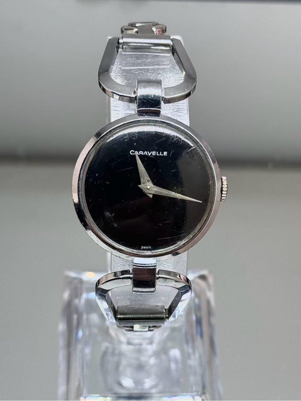 Vintage Caravelle Women’s Mechanical Hand Wind Watch 27mm Black Dial Swiss Runs